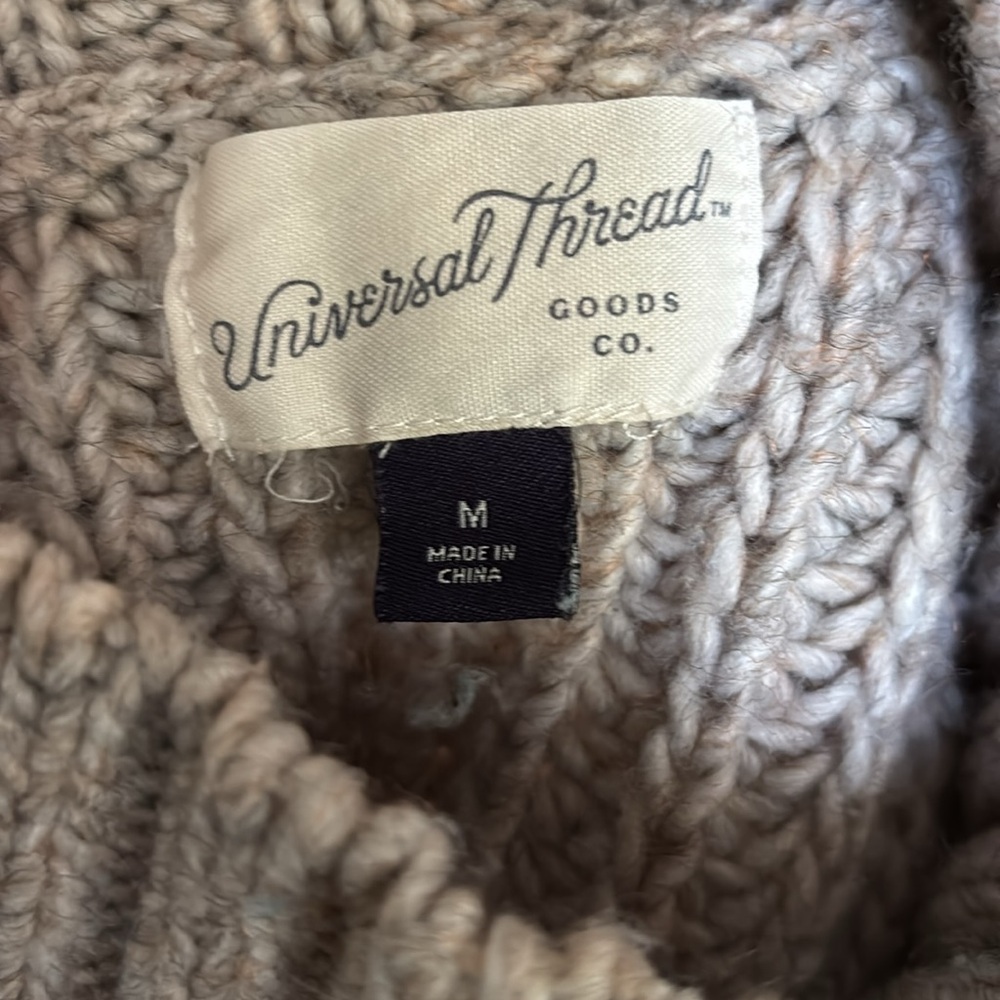 Universal Thread Chunky Cable Knit Fringe Mock Neck Western Style Sweater Size M - Picture 9 of 9